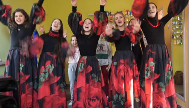 Шепетівчани запустили флешмоб "Соловей" у підтримку гурту, який поїде на Євробачення
